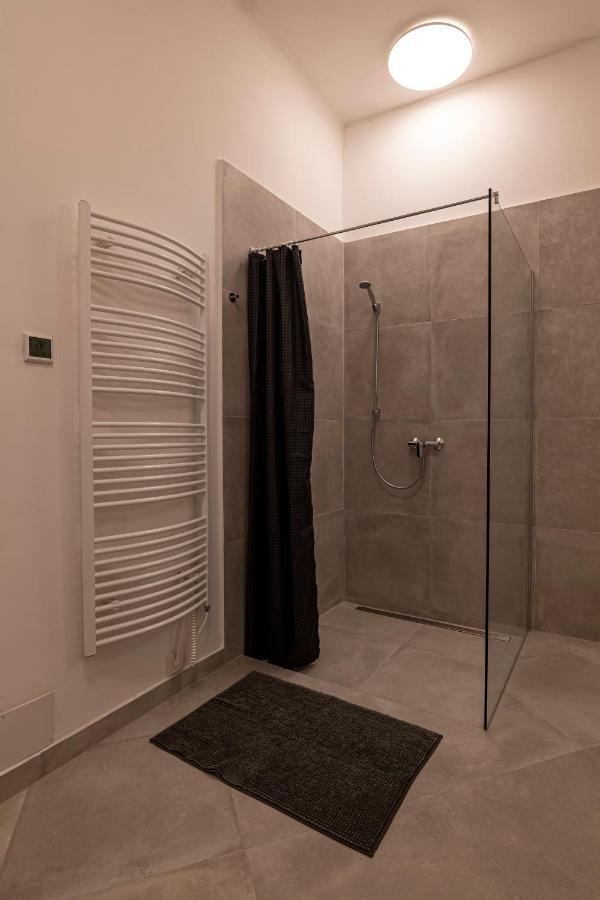 Flataid Apartment Jakob-Redtenbacher-Gasse I Graz Exteriör bild